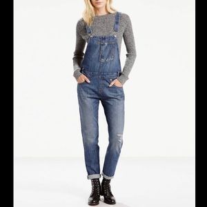 Levi’s Overalls Size XS